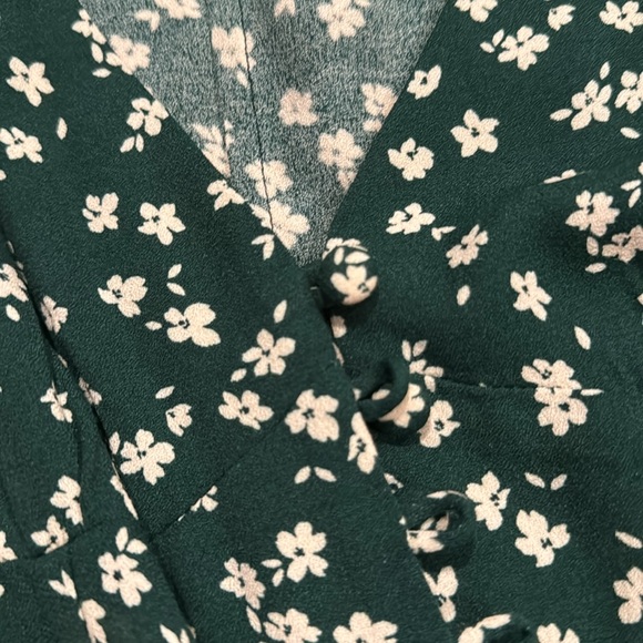 NWOT Reformation Nell Long-Sleeved Blouse | Forest Green & White | Size M - Picture 2 of 5